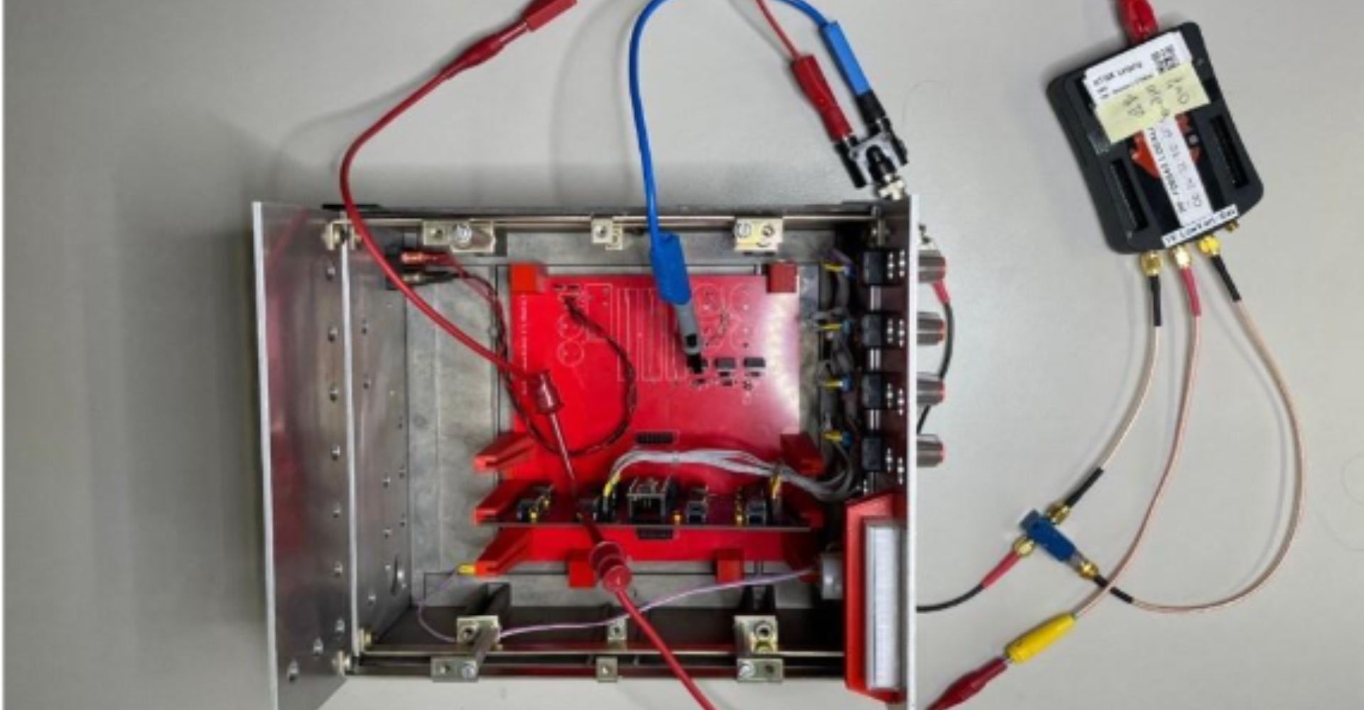 How to Build a Digitally-Controlled Audio Preamplifier with Red Pitaya